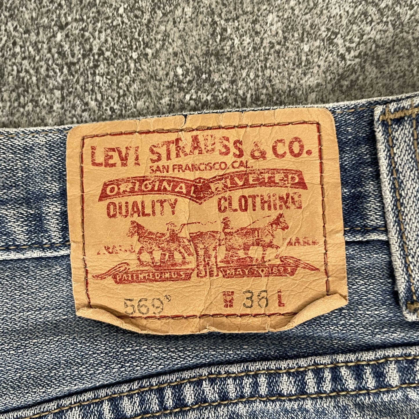 Levis Jorts 569 I L