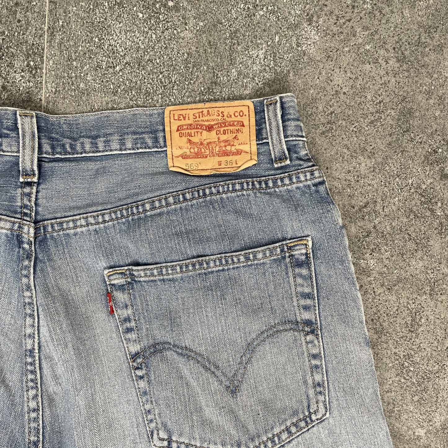 Levis Jorts 569 I L