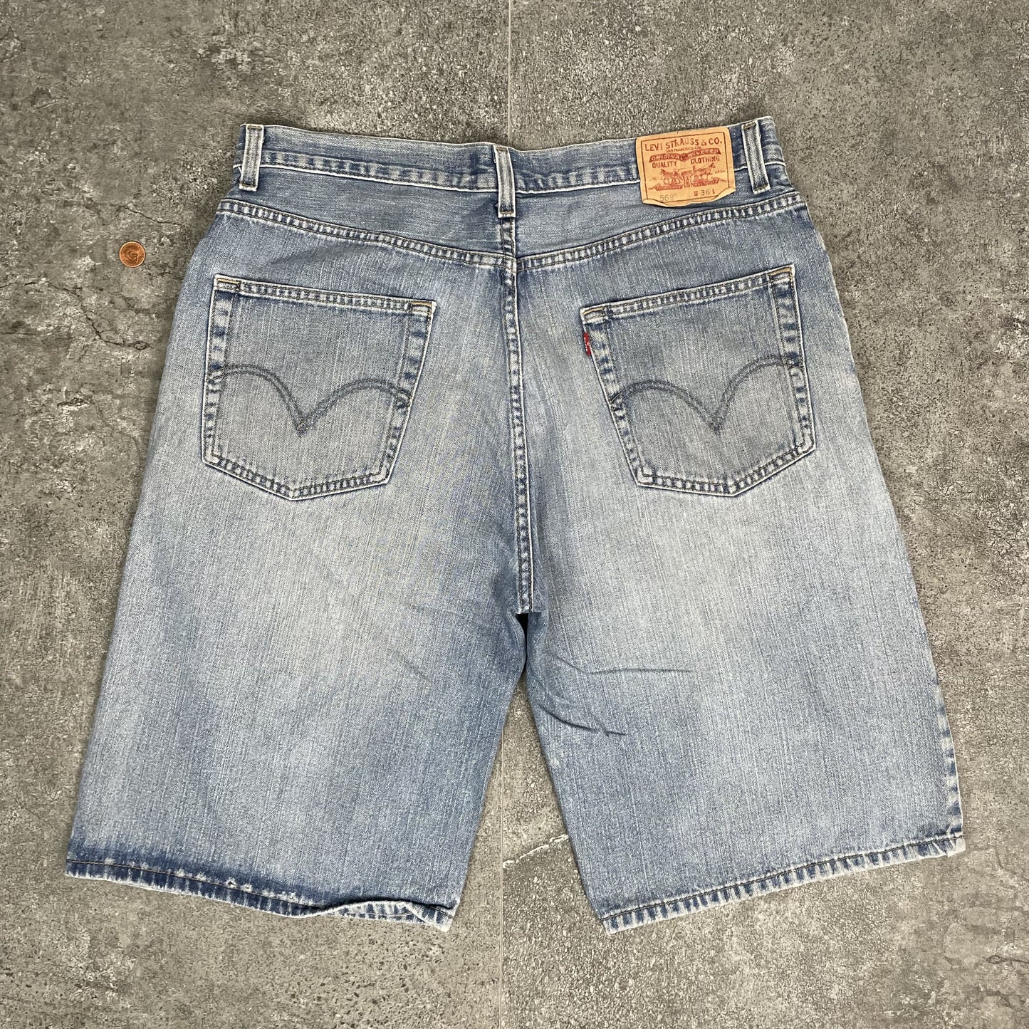 Levis Jorts 569 I L