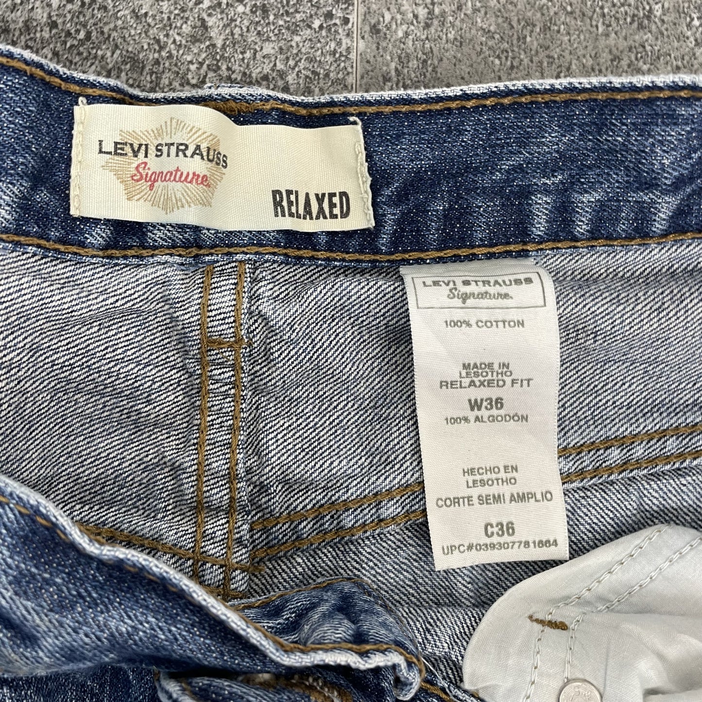 Levis Jorts I L