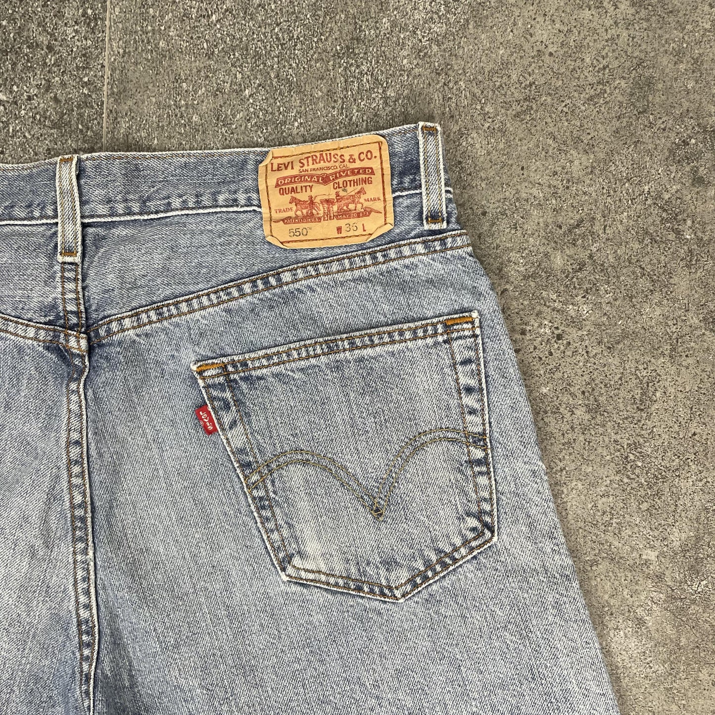 Levis Jorts 550 I L