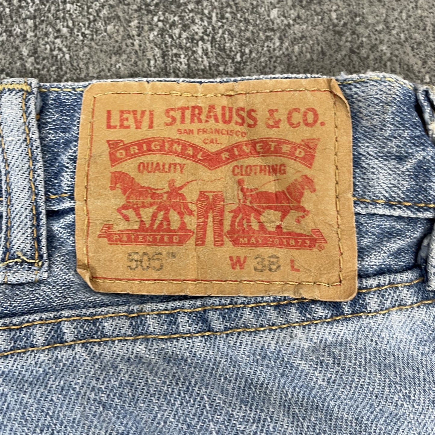 Levis Jorts 505 I L