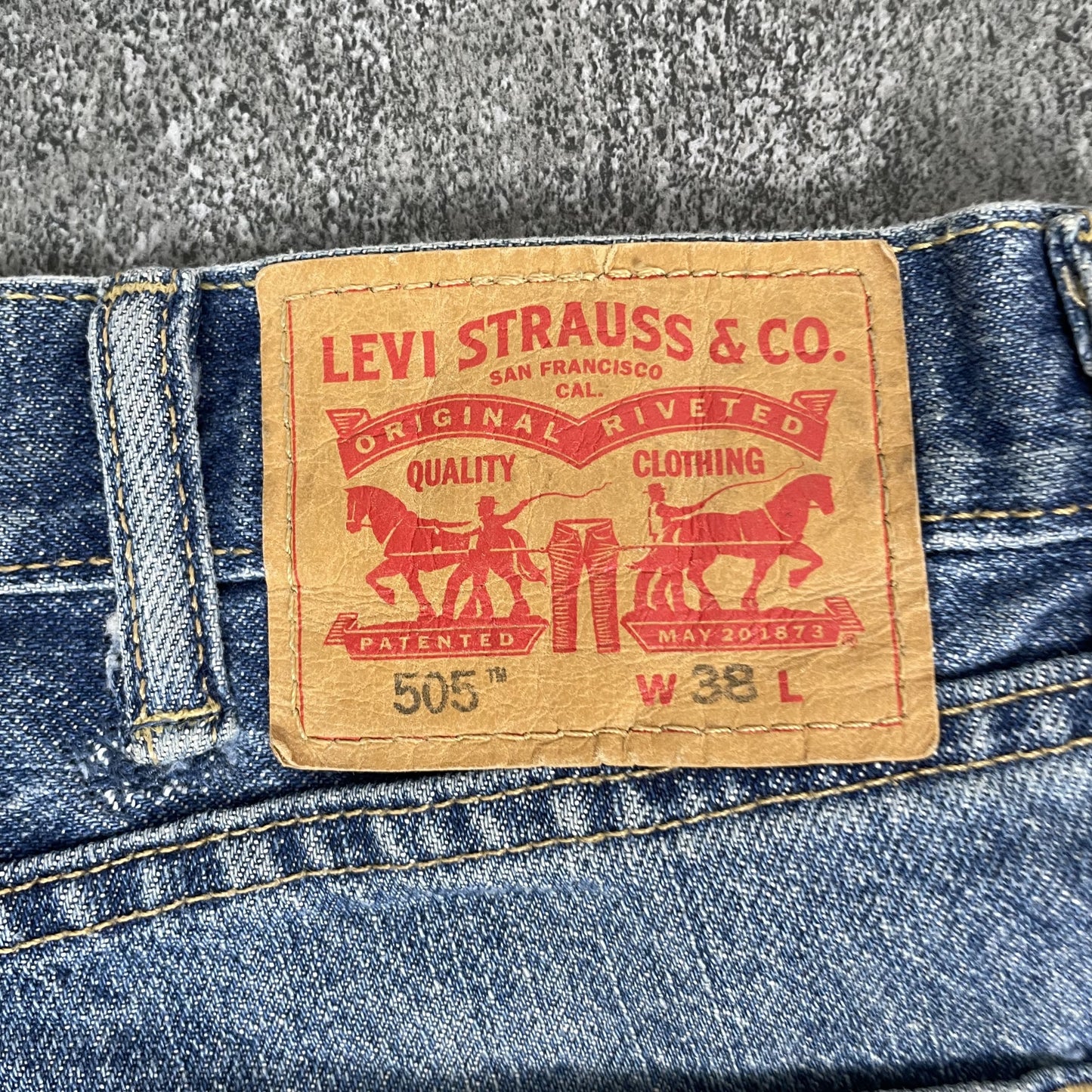 Levis Jorts 505 I L