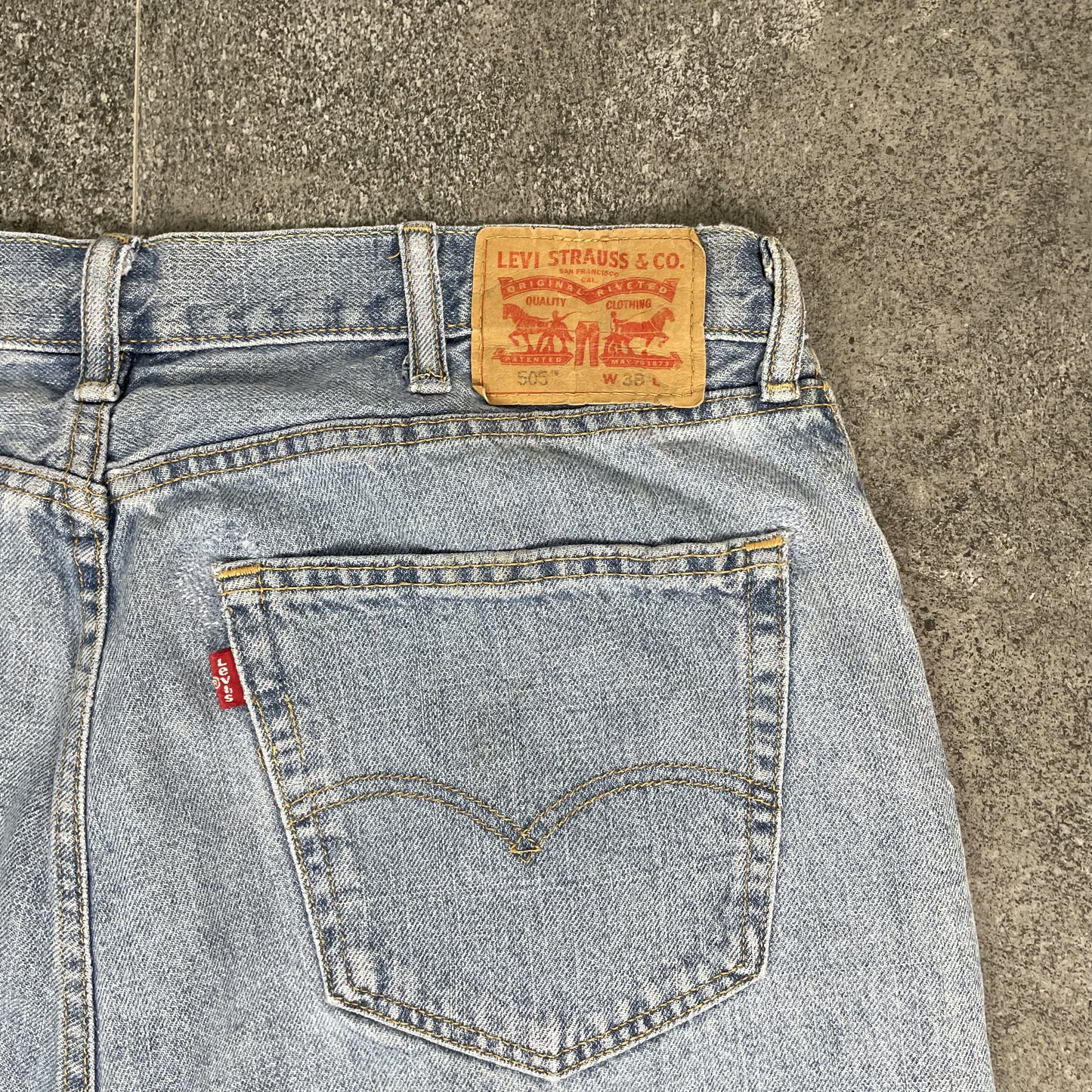Levis Jorts 505 I L