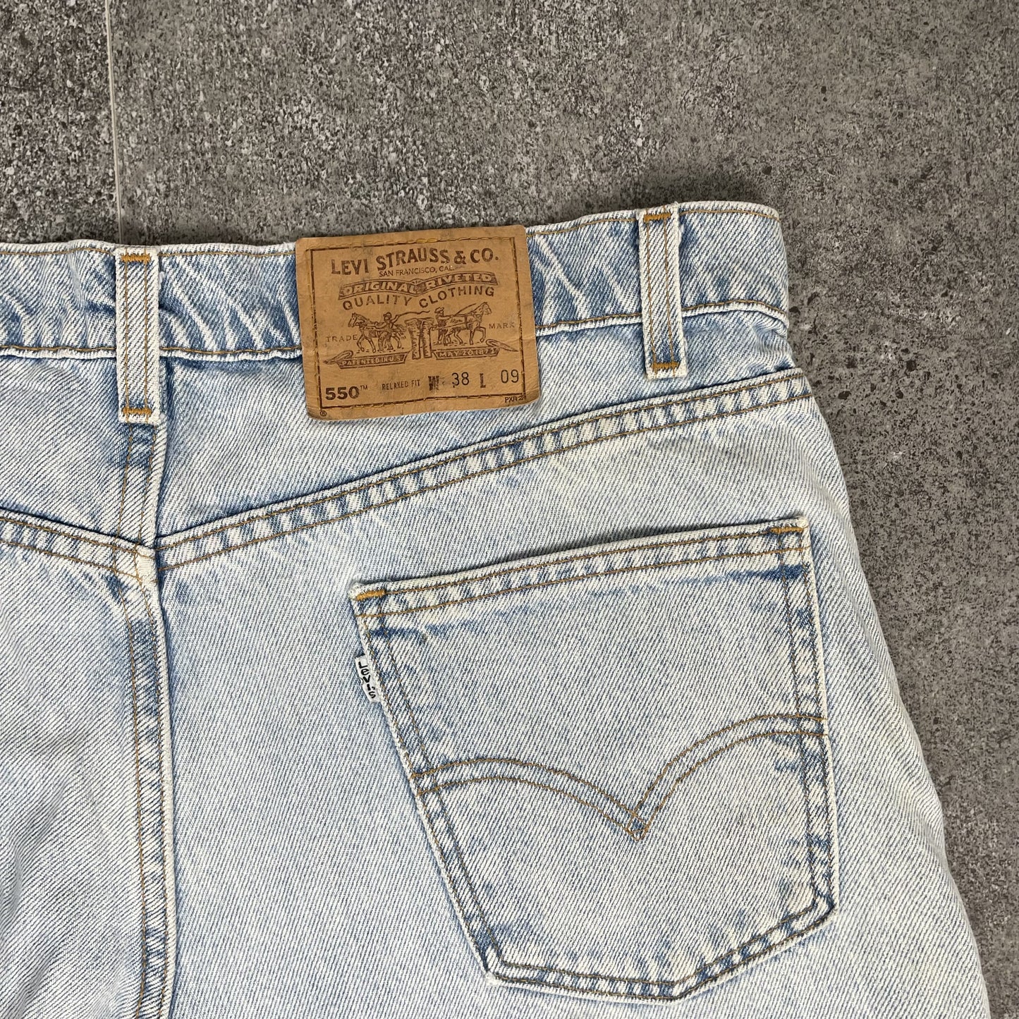 Levis Jorts 550 I L