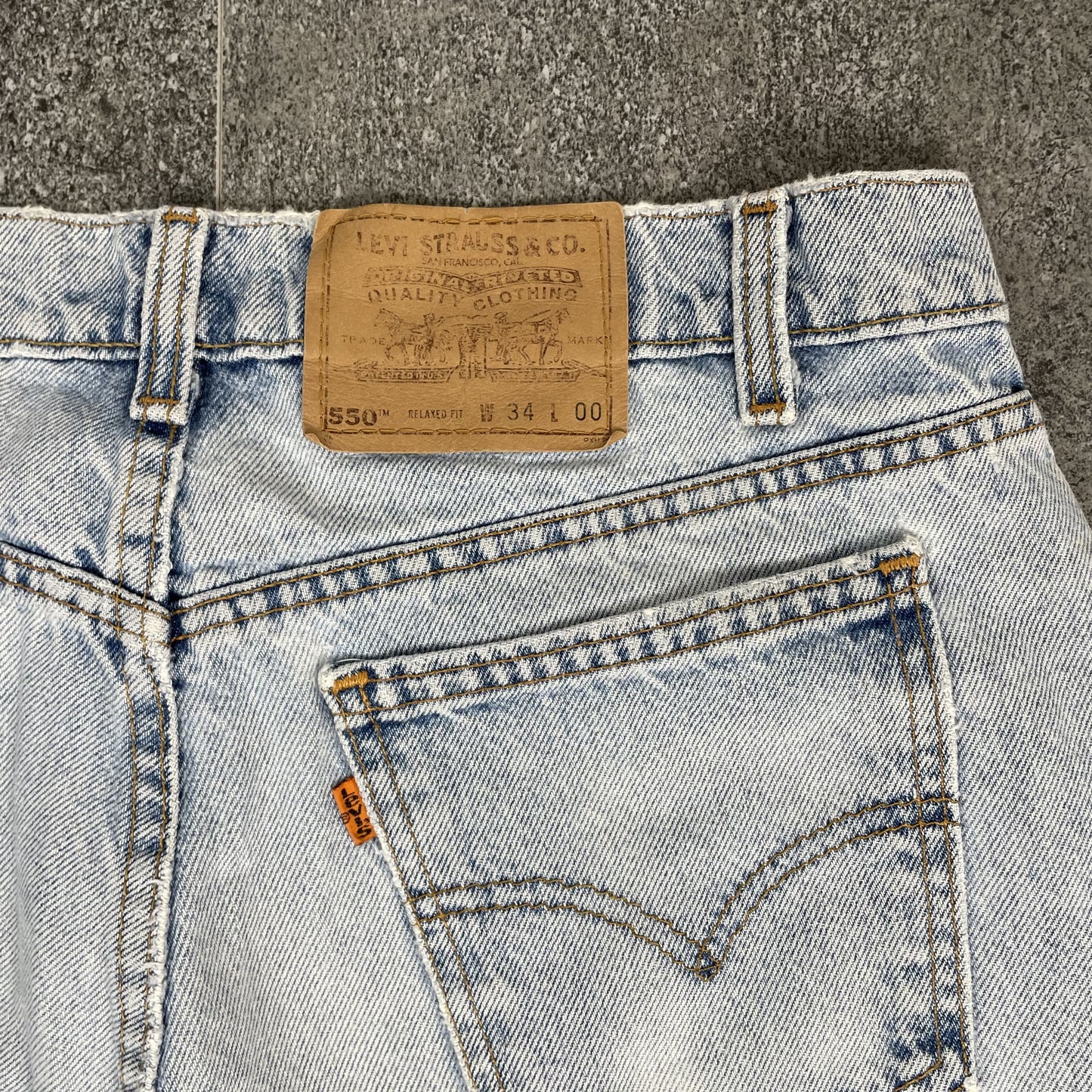 Levis Jorts 550 I L