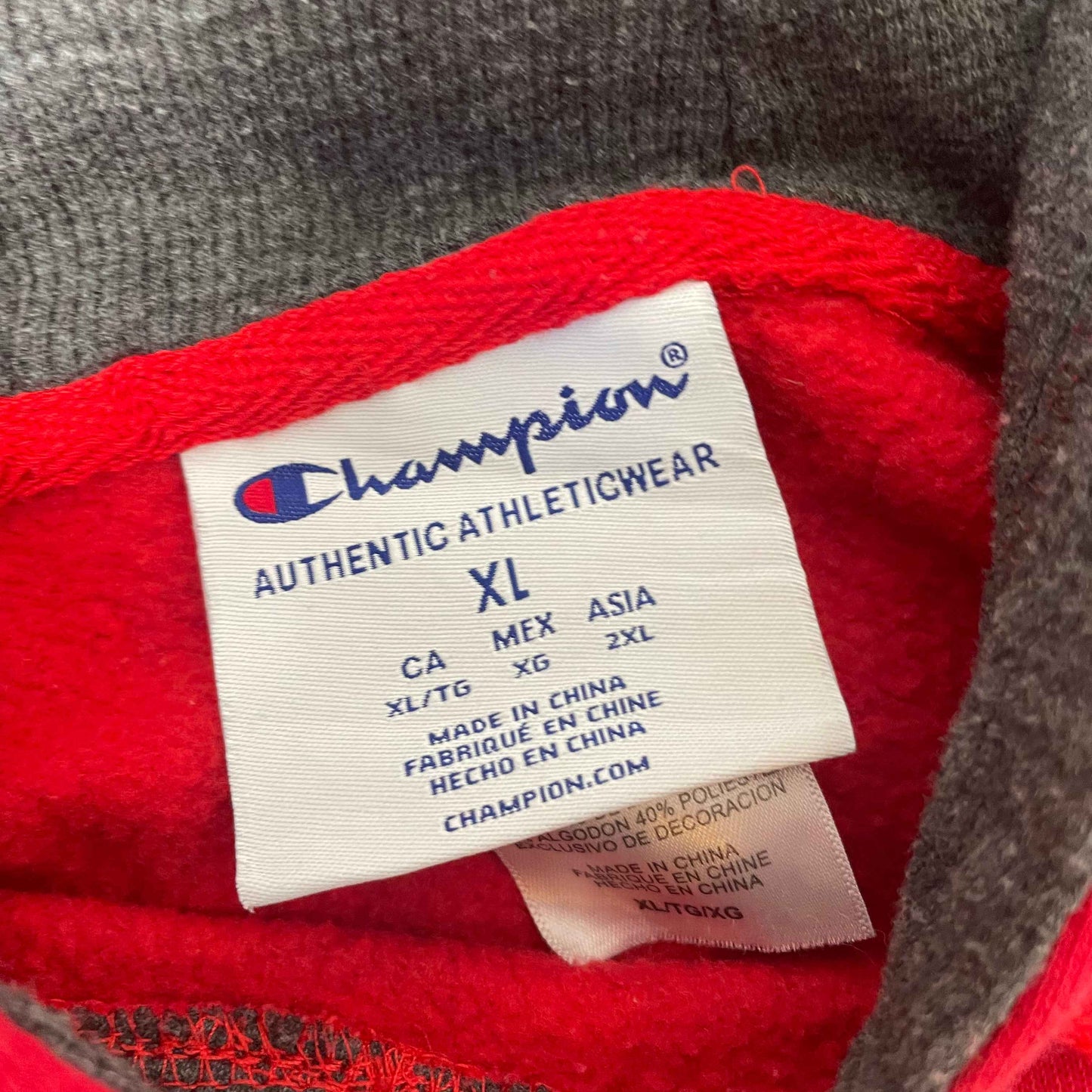 Champion Pulover